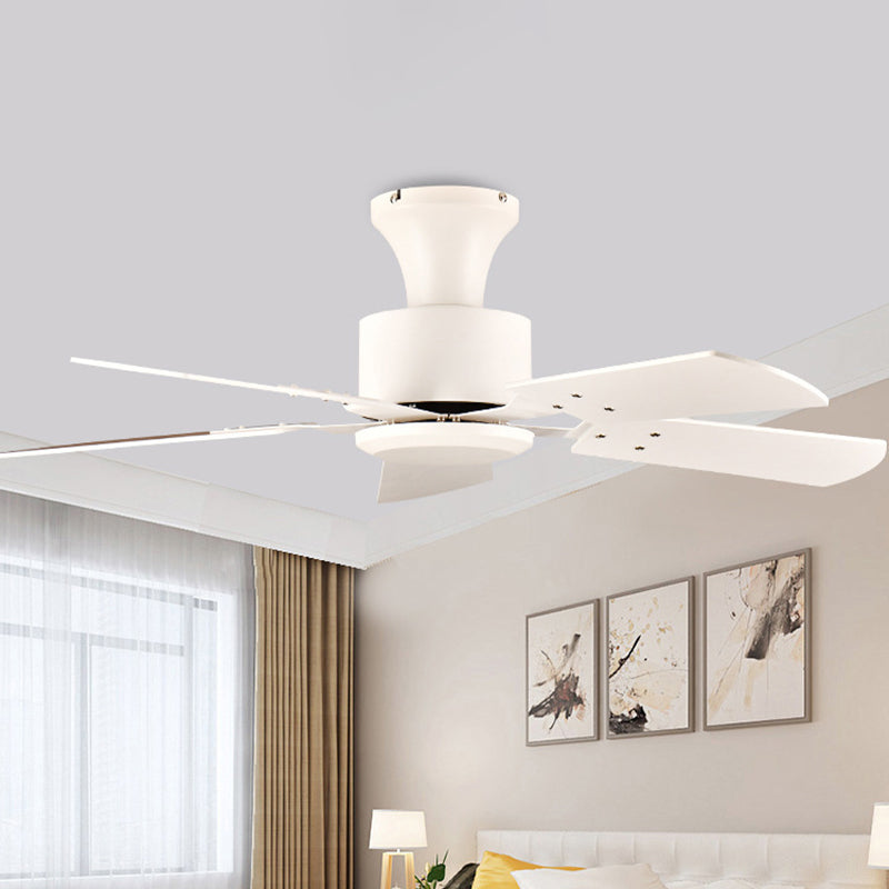 Circle Dining Room Fan Light Simple Metal LED White Semi Flush Mount with 5 Wooden Blades, 32"/36" Wide Clearhalo 'Ceiling Fans with Lights' 'Ceiling Fans' 'Modern Ceiling Fans' 'Modern' Lighting' 465865