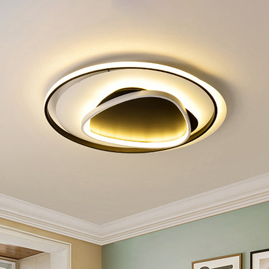 18"/23.5" Wide Acrylic Circle Flushmount Light Modern LED Black Ceiling Flush Light in Warm/White Light Clearhalo 'Ceiling Lights' 'Close To Ceiling Lights' 'Close to ceiling' 'Flush mount' Lighting' 467288