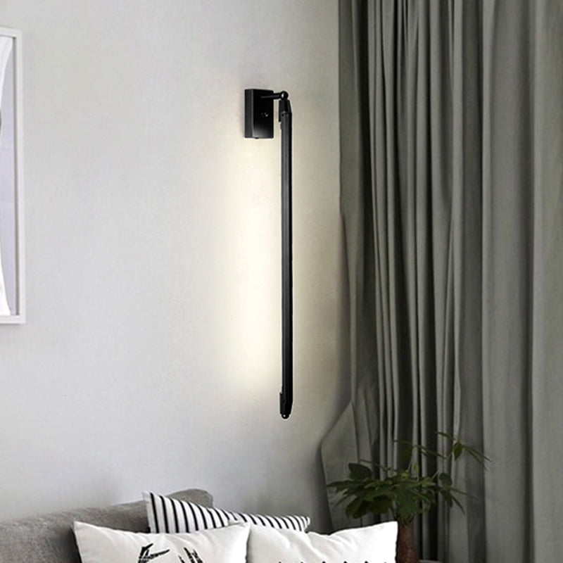 Brass/Black Linear Wall Light Fixture Modern Stylish 1 Light Aluminum Adjustable Sconce Lighting for Living Room Clearhalo 'Cast Iron' 'Glass' 'Industrial' 'Modern wall lights' 'Modern' 'Tiffany' 'Traditional wall lights' 'Wall Lamps & Sconces' 'Wall Lights' Lighting' 467814