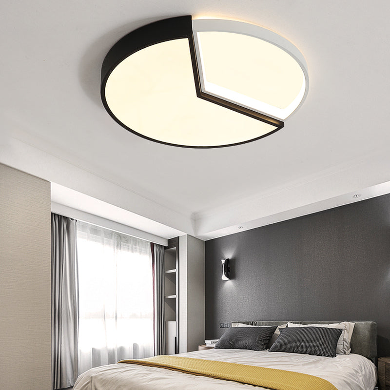 Circular Acrylic Flush Mount Lamp Contemporary 16"/19.5" Wide Black Led Flush Mount Light for Bedroom in Warm/White/Natural Light Black Clearhalo 'Ceiling Lights' 'Close To Ceiling Lights' 'Close to ceiling' 'Flush mount' Lighting' 512005