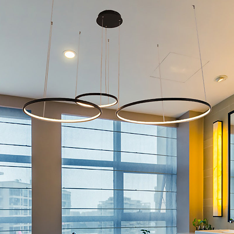 Black Circular Chandelier Light Fixture Minimalist Acrylic 1/2/3 Lights Pendant Light Fixture in White/Warm Light Clearhalo 'Ceiling Lights' 'Chandeliers' 'Modern Chandeliers' 'Modern' Lighting' 513443