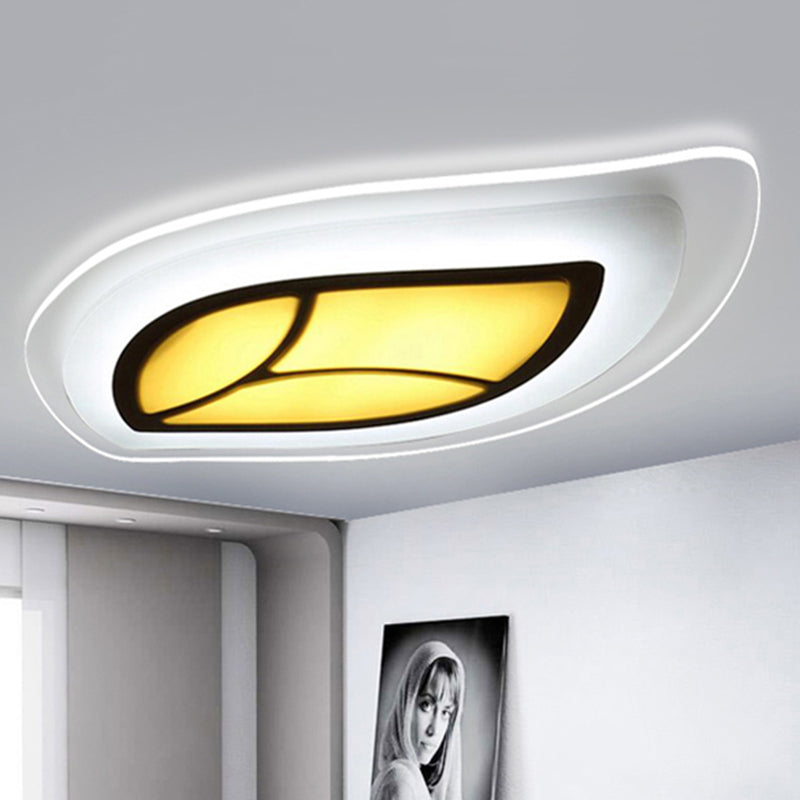 Leaf Flush Ceiling Light Modernism Acrylic 21.5"/35.5"/39" Wide Bedroom Flush Mount Lighting in Warm/White Light White White Clearhalo 'Ceiling Lights' 'Close To Ceiling Lights' 'Close to ceiling' 'Flush mount' Lighting' 513493