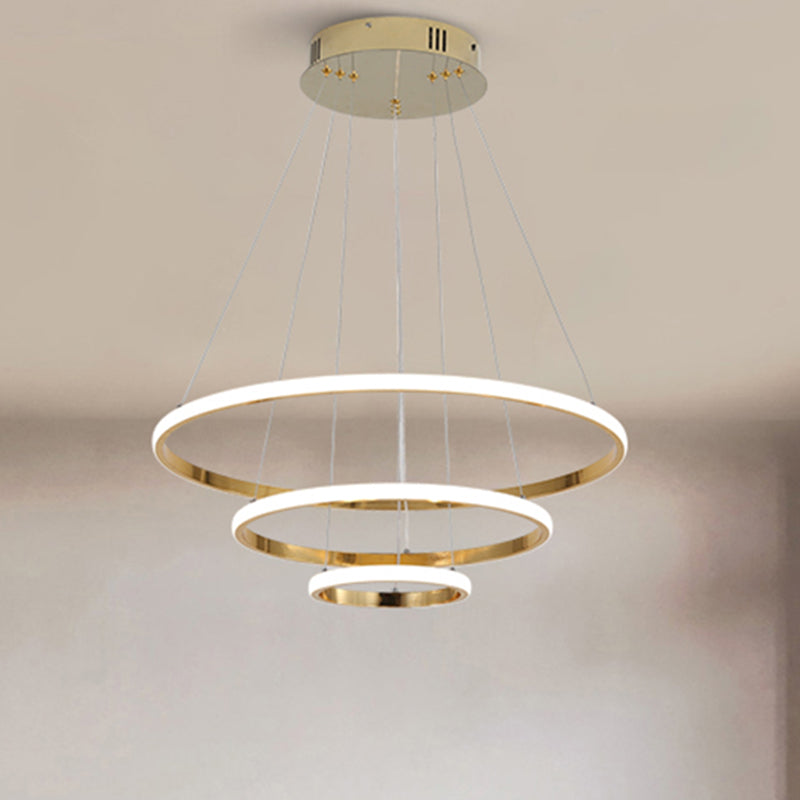 3/4 Lights Living Room Chandelier with Ring Acrylic Shade Modern Gold/Chrome Led Hanging Light Fixture in Warm Light Clearhalo 'Ceiling Lights' 'Chandeliers' 'Modern Chandeliers' 'Modern' Lighting' 520892