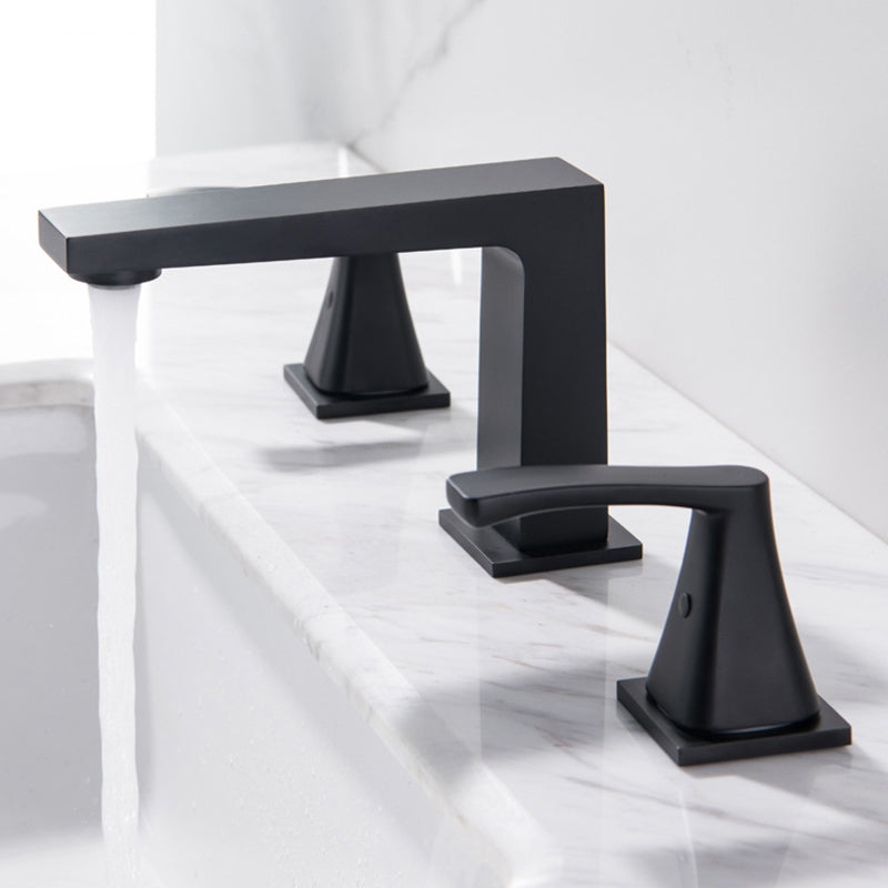 Modern 2-Handle Bathroom Sink Faucet 3 Hole Widespread Bathroom Faucet with Steel Clearhalo 'bathroom_sink_faucets' 'Conjunta de Baño y Conjunta de Grifo' 'Coronamiento de Baño y Dispositivo de Baño' 'Grifo del lavabo del baño' 'Hogar' 'home_improvement' 'home_improvement_bathroom_sink_faucets' 'Mejoras para el hogar' 6013266