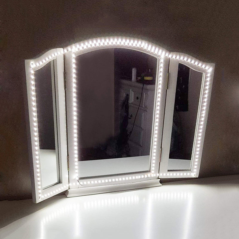 Metal Linear Make-Up Lighting Contemporary LED Vanity Strip Light in White for Bedroom White Clearhalo 'Cast Iron' 'Glass' 'Industrial' 'Modern wall lights' 'Modern' 'Tiffany' 'Traditional wall lights' 'Vanity Lights' 'Wall Lights' Lighting' 602233