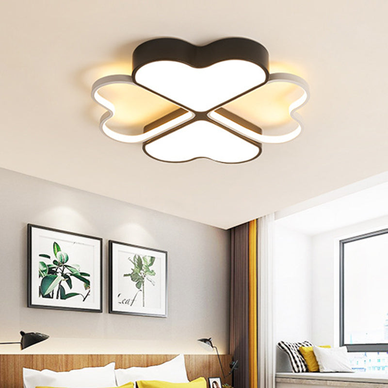 Clover Ceiling Flush Mount Contemporary Metal LED Black Flush Light Fixture for Bedroom in Warm/White Light Black Clearhalo 'Ceiling Lights' 'Close To Ceiling Lights' 'Close to ceiling' 'Flush mount' Lighting' 603753