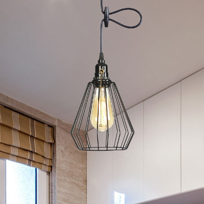 Black/Brass 1 Bulb Ceiling Lighting Warehouse Style Metal Wire Cage Shade Pendant Lamp for Dining Table Clearhalo 'Ceiling Lights' 'Modern Pendants' 'Modern' 'Pendant Lights' 'Pendants' Lighting' 603815