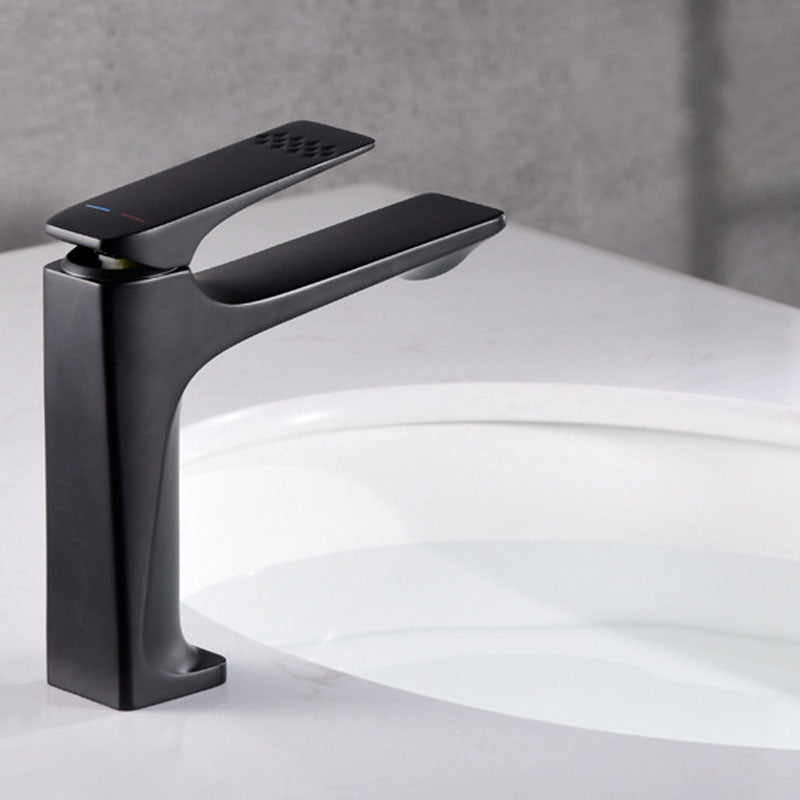 Glam Centerset Faucet Pure Color Basin Lavatory Faucet for Bathroom Black Clearhalo 'Bathroom Remodel & Bathroom Fixtures' 'Bathroom Sink Faucets' 'Bathroom Sinks & Faucet Components' 'bathroom_sink_faucets' 'Home Improvement' 'home_improvement' 'home_improvement_bathroom_sink_faucets' 6039709