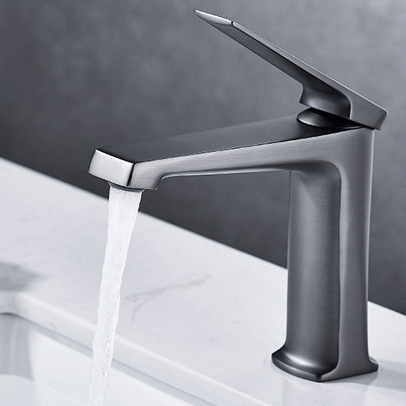 Modern Vessel Sink Faucet Lever Handle Copper Low Arc Vessel Faucet Clearhalo 'Bathroom Remodel & Bathroom Fixtures' 'Bathroom Sink Faucets' 'Bathroom Sinks & Faucet Components' 'bathroom_sink_faucets' 'Home Improvement' 'home_improvement' 'home_improvement_bathroom_sink_faucets' 6039870