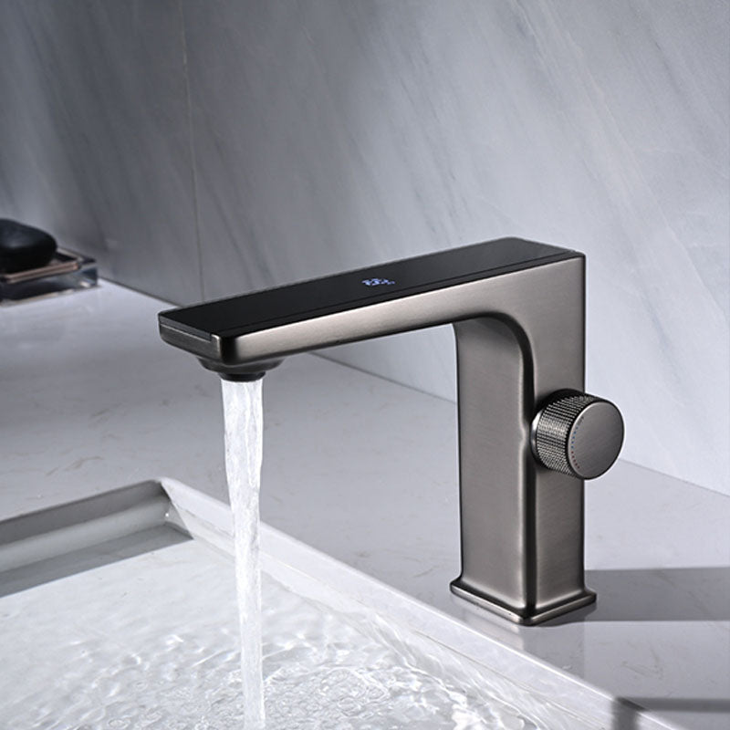 Contemporary Faucet Solid Color Metal LED Vanity Sink Faucet for Bathroom Clearhalo 'Bathroom Remodel & Bathroom Fixtures' 'Bathroom Sink Faucets' 'Bathroom Sinks & Faucet Components' 'bathroom_sink_faucets' 'Home Improvement' 'home_improvement' 'home_improvement_bathroom_sink_faucets' 6039936