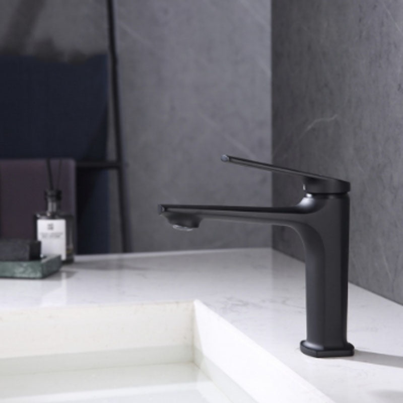 Modern Vessel Faucet Brass Lever Handles Low Arc Basin Lavatory Faucet Clearhalo 'Bathroom Remodel & Bathroom Fixtures' 'Bathroom Sink Faucets' 'Bathroom Sinks & Faucet Components' 'bathroom_sink_faucets' 'Home Improvement' 'home_improvement' 'home_improvement_bathroom_sink_faucets' 6040702