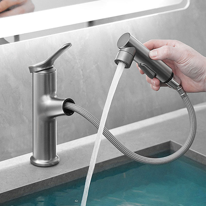 Modern Vessel Faucet Brass Single Handle Low Arc Vessel Faucet for Home Clearhalo 'bathroom_sink_faucets' 'Conjunta de Baño y Conjunta de Grifo' 'Coronamiento de Baño y Dispositivo de Baño' 'Grifo del lavabo del baño' 'Hogar' 'home_improvement' 'home_improvement_bathroom_sink_faucets' 'Mejoras para el hogar' 6043384