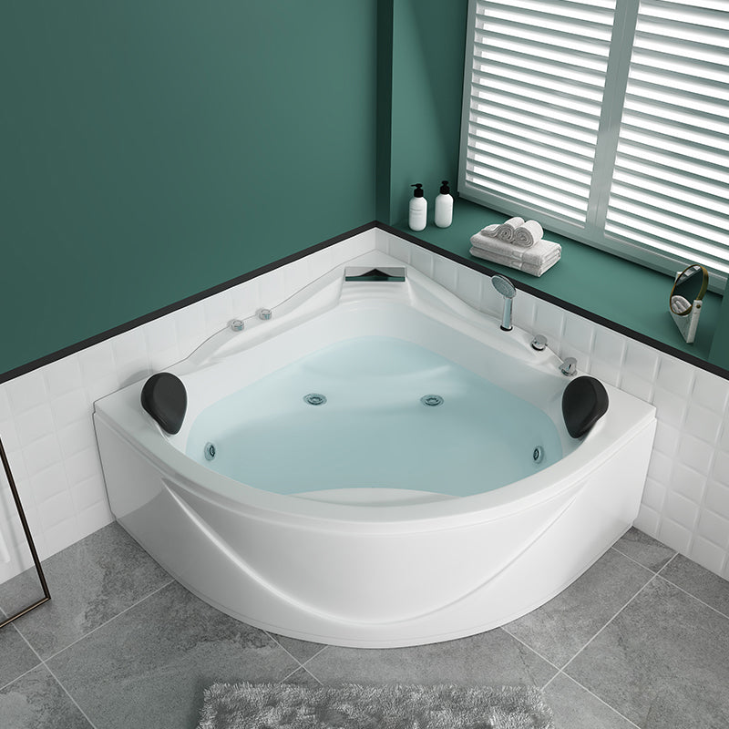 Bathroom Corner Bath Tub Acrylic Modern Bathtub with Drain and Overflow Trim Clearhalo 'Bathroom Remodel & Bathroom Fixtures' 'Bathtubs' 'Home Improvement' 'home_improvement' 'home_improvement_bathtubs' 'Showers & Bathtubs' 6093533