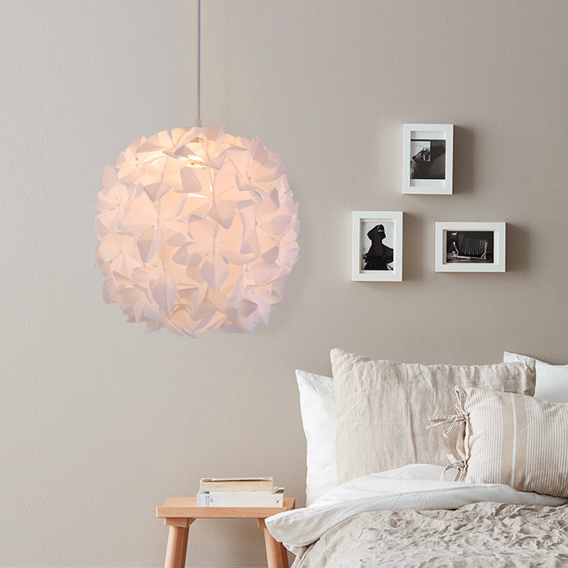 Contemporary 1-Bulb Pendant White Blossom Flower Ceiling Hang Fixture with Acrylic Shade Clearhalo 'Ceiling Lights' 'Modern Pendants' 'Modern' 'Pendant Lights' 'Pendants' Lighting' 612421