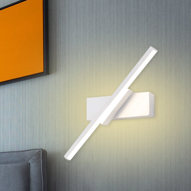 Slim Linear Acrylic Wall Light Sconce Modern White/Black LED Wall Mounted Lamp in White/Warm Light Clearhalo 'Cast Iron' 'Glass' 'Industrial' 'Modern wall lights' 'Modern' 'Tiffany' 'Traditional wall lights' 'Wall Lamps & Sconces' 'Wall Lights' Lighting' 612483