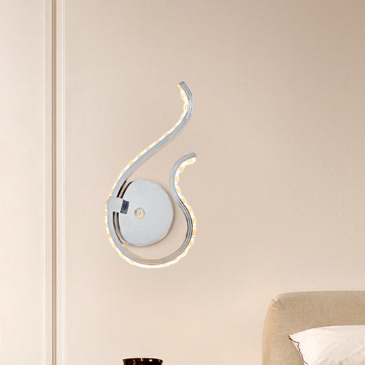 Twist Wall Light Sconce Modern Metal LED Bedside Wall Mounted Lamp in Chrome, Warm/White Light Chrome Clearhalo 'Cast Iron' 'Glass' 'Industrial' 'Modern wall lights' 'Modern' 'Tiffany' 'Traditional wall lights' 'Wall Lamps & Sconces' 'Wall Lights' Lighting' 612498