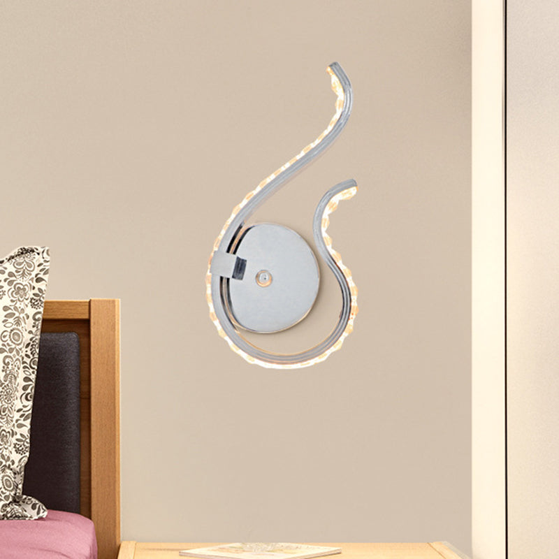 Twist Wall Light Sconce Modern Metal LED Bedside Wall Mounted Lamp in Chrome, Warm/White Light Clearhalo 'Cast Iron' 'Glass' 'Industrial' 'Modern wall lights' 'Modern' 'Tiffany' 'Traditional wall lights' 'Wall Lamps & Sconces' 'Wall Lights' Lighting' 612499