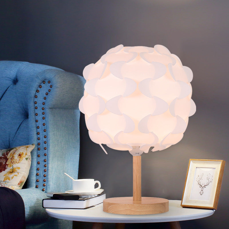 Circle Wood Night Table Light Modernism LED Beige Desk Lamp with Blossom Acrylic Shade for Bedside Clearhalo 'Lamps' 'Table Lamps' Lighting' 612558