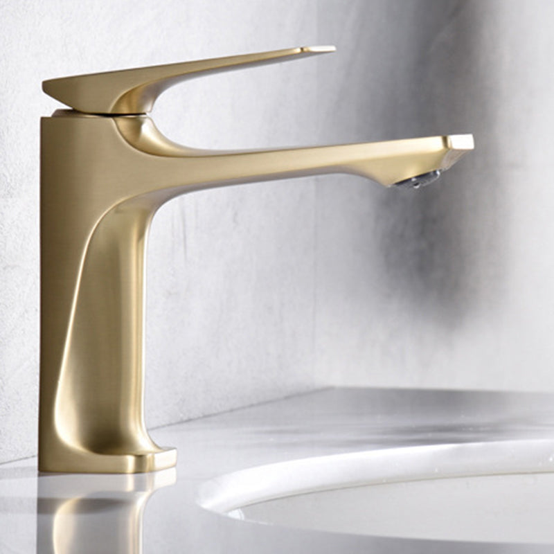 Modern Bathroom Faucet Brass Low Arc Lever Handles with Water Hose Sink Faucet Gold Clearhalo 'Bathroom Remodel & Bathroom Fixtures' 'Bathroom Sink Faucets' 'Bathroom Sinks & Faucet Components' 'bathroom_sink_faucets' 'Home Improvement' 'home_improvement' 'home_improvement_bathroom_sink_faucets' 6131523
