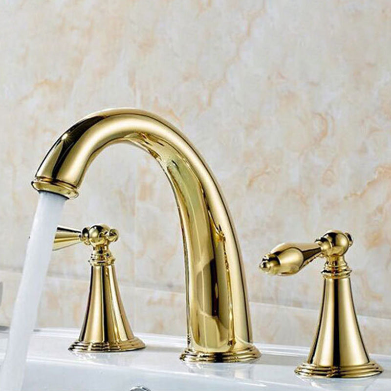 Luxury 3 Hole Sink Bathroom Faucet Lever Handle Basin Faucet Circular Brass Faucet Gold Clearhalo 'Bathroom Remodel & Bathroom Fixtures' 'Bathroom Sink Faucets' 'Bathroom Sinks & Faucet Components' 'bathroom_sink_faucets' 'Home Improvement' 'home_improvement' 'home_improvement_bathroom_sink_faucets' 6167668