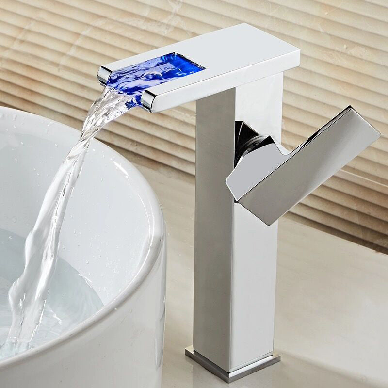 1-Handle Lavatory Faucet 1-Hole Vessel Sink Faucet with LED Lighting Cromo 24,13cm Clearhalo 'Bathroom Remodel & Bathroom Fixtures' 'Bathroom Sink Faucets' 'Bathroom Sinks & Faucet Components' 'bathroom_sink_faucets' 'Casa' 'Home Improvement' 'home_improvement' 'home_improvement_bathroom_sink_faucets' 6167766
