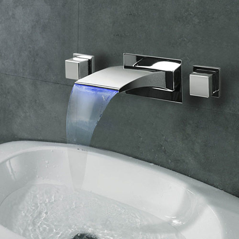 2 Handle Widespread Faucet 3-Hole Widespread Wall Mounted Bathroom Sink Faucet Moderno Clearhalo 'bathroom_sink_faucets' 'Conjunta de Baño y Conjunta de Grifo' 'Coronamiento de Baño y Dispositivo de Baño' 'Grifo del lavabo del baño' 'Hogar' 'home_improvement' 'home_improvement_bathroom_sink_faucets' 'Mejoras para el hogar' 6187433