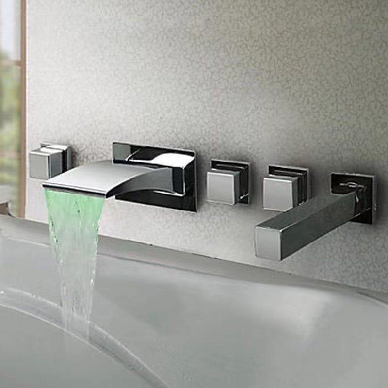 2 Handle Widespread Faucet 3-Hole Widespread Wall Mounted Bathroom Sink Faucet Clearhalo 'bathroom_sink_faucets' 'Conjunta de Baño y Conjunta de Grifo' 'Coronamiento de Baño y Dispositivo de Baño' 'Grifo del lavabo del baño' 'Hogar' 'home_improvement' 'home_improvement_bathroom_sink_faucets' 'Mejoras para el hogar' 6187435