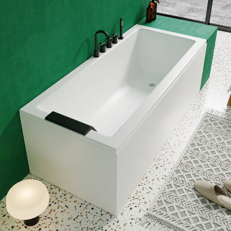 Freestanding Acrylic Bathtub Modern Stand Alone Soaking Tub with Pop-up Drain Right Tub with Black 5-Piece Set Clearhalo 'Bathroom Remodel & Bathroom Fixtures' 'Bathtubs' 'Home Improvement' 'home_improvement' 'home_improvement_bathtubs' 'Showers & Bathtubs' 6194121