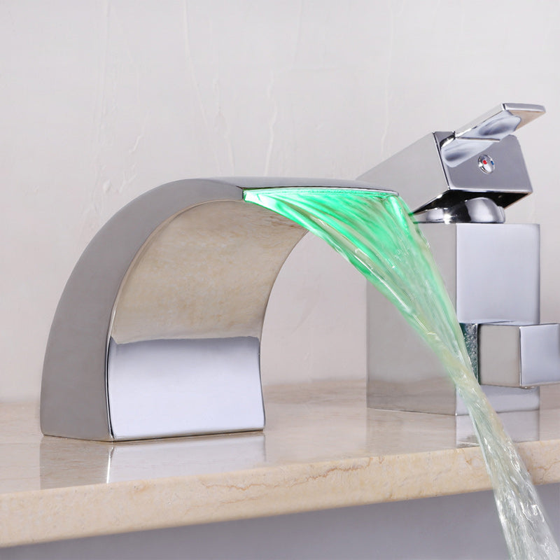 Waterfall Spout Bathroom Faucet Lever Handle Sink Faucet with Shower Head Clearhalo 'Bathroom Remodel & Bathroom Fixtures' 'Bathroom Sink Faucets' 'Bathroom Sinks & Faucet Components' 'bathroom_sink_faucets' 'Home Improvement' 'home_improvement' 'home_improvement_bathroom_sink_faucets' 6197119