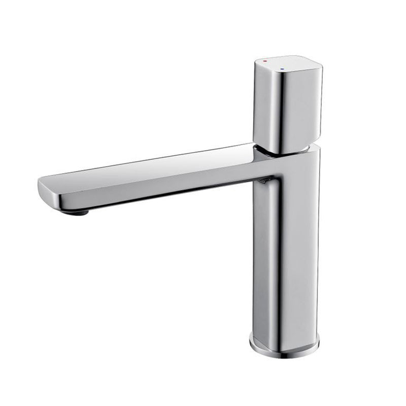 Modern Vessel Faucet Brass Lever Handles Low Arc Bathroom Sink Faucet Silver 7.7" Clearhalo 'Bathroom Remodel & Bathroom Fixtures' 'Bathroom Sink Faucets' 'Bathroom Sinks & Faucet Components' 'bathroom_sink_faucets' 'Home Improvement' 'home_improvement' 'home_improvement_bathroom_sink_faucets' 6211542