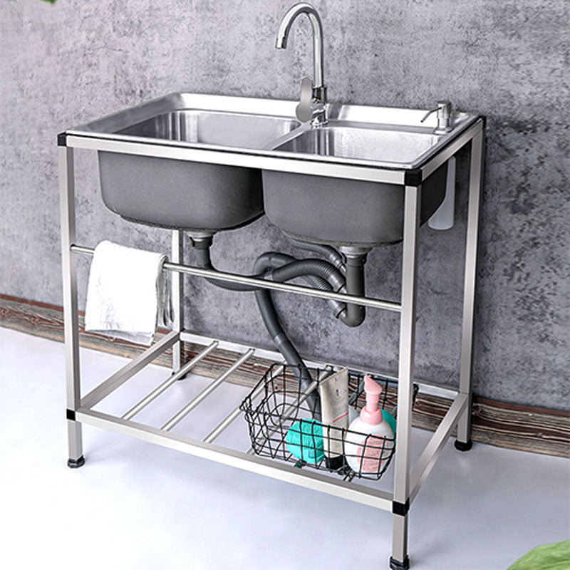 Modern Workstation Ledge Stainless Steel with Faucet and Soap Dispenser Sink Clearhalo 'Home Improvement' 'home_improvement' 'home_improvement_kitchen_sinks' 'Kitchen Remodel & Kitchen Fixtures' 'Kitchen Sinks & Faucet Components' 'Kitchen Sinks' 'kitchen_sinks' 6211749