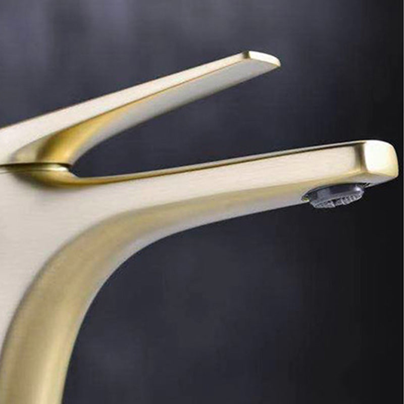 Contemporary Copper Vessel Faucet Lever Handles Low Arc Vessel Faucet Clearhalo 'Bathroom Remodel & Bathroom Fixtures' 'Bathroom Sink Faucets' 'Bathroom Sinks & Faucet Components' 'bathroom_sink_faucets' 'Home Improvement' 'home_improvement' 'home_improvement_bathroom_sink_faucets' 6227169