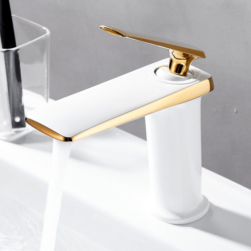Single Hole Vanity Sink Faucet 6.69" H Modern Luxury Basin Faucet Gold-White Clearhalo 'Bathroom Remodel & Bathroom Fixtures' 'Bathroom Sink Faucets' 'Bathroom Sinks & Faucet Components' 'bathroom_sink_faucets' 'Home Improvement' 'home_improvement' 'home_improvement_bathroom_sink_faucets' 6238958