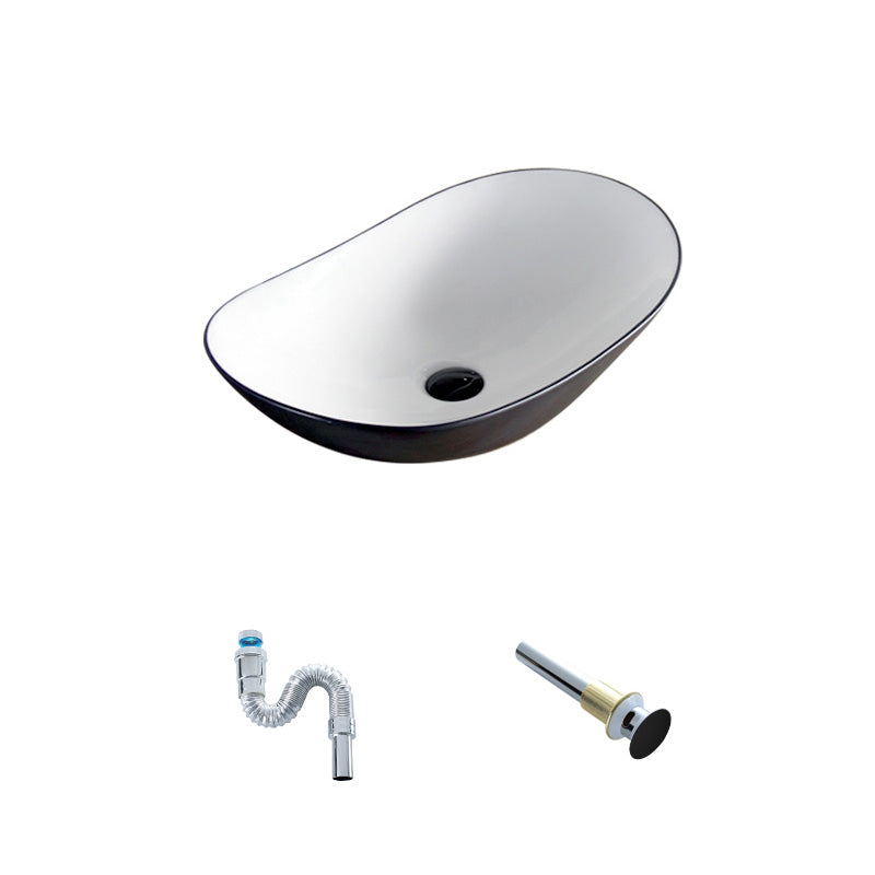 Contemporary Bathroom Sink Pop-Up Drain Porcelain Oval-Shape Vessel Lavatory Sink 24"L x 14.6"W x 6.3"H Black/ White Sink Clearhalo 'Bathroom Remodel & Bathroom Fixtures' 'Bathroom Sinks & Faucet Components' 'Bathroom Sinks' 'bathroom_sink' 'Home Improvement' 'home_improvement' 'home_improvement_bathroom_sink' 6239287