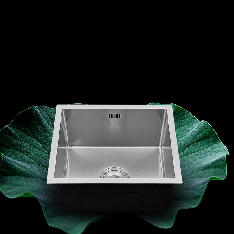 Contemporary Style Kitchen Sink Stainless Steel Kitchen Sink with Drain Assembly Clearhalo 'Home Improvement' 'home_improvement' 'home_improvement_kitchen_sinks' 'Kitchen Remodel & Kitchen Fixtures' 'Kitchen Sinks & Faucet Components' 'Kitchen Sinks' 'kitchen_sinks' 6255672