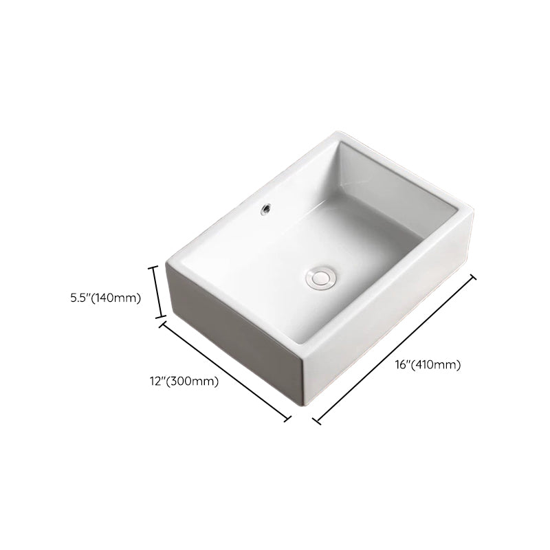 Modern Vessel Bathroom Sink Porcelain Oval with Pop-Up Drain Bathroom Sink Clearhalo 'Bathroom Remodel & Bathroom Fixtures' 'Bathroom Sinks & Faucet Components' 'Bathroom Sinks' 'bathroom_sink' 'Home Improvement' 'home_improvement' 'home_improvement_bathroom_sink' 6255955