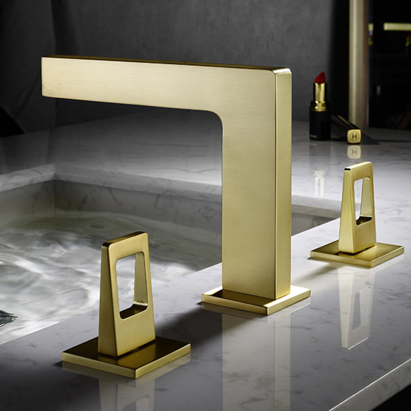 Light Luxury Vessel Sink Faucet 3 Hole Lever Handles Faucet for Bathroom Clearhalo 'Bathroom Remodel & Bathroom Fixtures' 'Bathroom Sink Faucets' 'Bathroom Sinks & Faucet Components' 'bathroom_sink_faucets' 'Home Improvement' 'home_improvement' 'home_improvement_bathroom_sink_faucets' 6298163