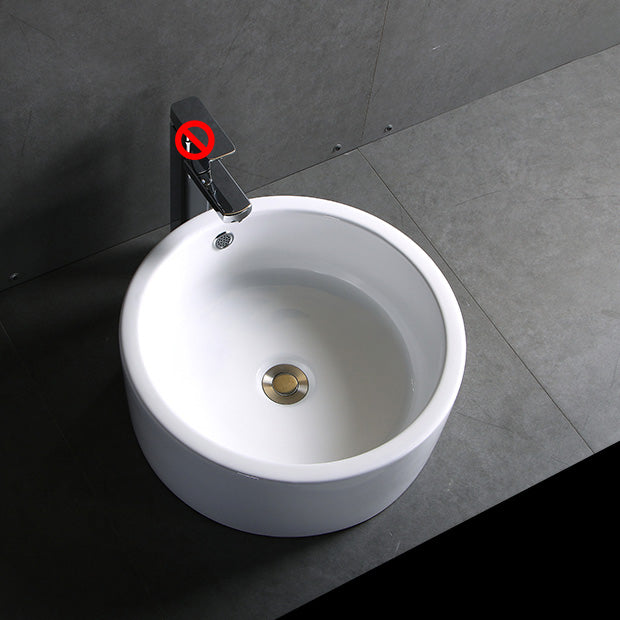 Modern Bathroom Sink Porcelain Pop-Up Drain Round Vessel Bathroom Sink 12"L x 12"W x 5.5"H Clearhalo 'Bathroom Remodel & Bathroom Fixtures' 'Bathroom Sinks & Faucet Components' 'Bathroom Sinks' 'bathroom_sink' 'Home Improvement' 'home_improvement' 'home_improvement_bathroom_sink' 6298806