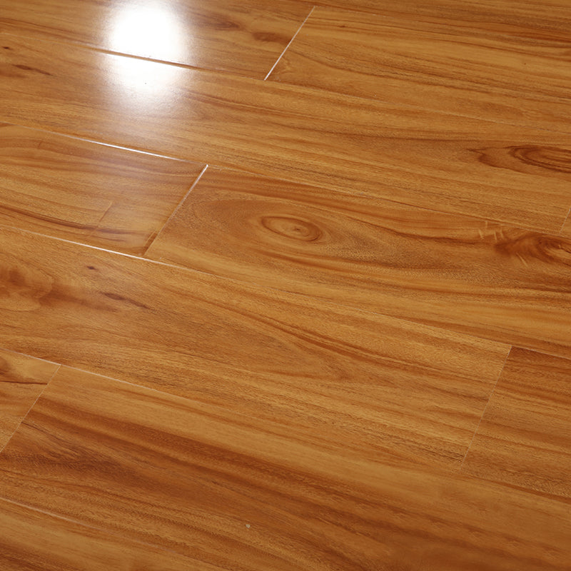 Classic 7" X 32" X 12mm Laminate Flooring, Click-Lock, Waterproof Tan Clearhalo 'Flooring 'Home Improvement' 'home_improvement' 'home_improvement_laminate_flooring' 'Laminate Flooring' 'laminate_flooring' Walls and Ceiling' 6299845