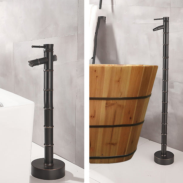 Modern Freestanding Bathtub Faucet Brass Floor Mount Free Standing Tub Filler Faucet Clearhalo 'Bathroom Remodel & Bathroom Fixtures' 'Bathtub Faucets' 'bathtub_faucets' 'Home Improvement' 'home_improvement' 'home_improvement_bathtub_faucets' 6321211