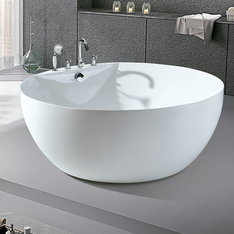 Modern Freestanding Round Bathtub Center Drain Bathroom White Tub Tub with Silver 5-Piece Set Clearhalo 'Bathroom Remodel & Bathroom Fixtures' 'Bathtubs' 'Home Improvement' 'home_improvement' 'home_improvement_bathtubs' 'Showers & Bathtubs' 6323150