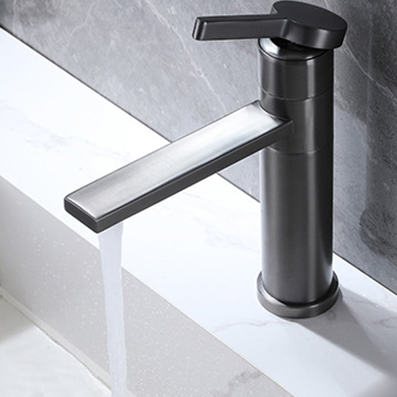 Industrial Circular Vessel Sink Faucet Stainless Steel Bathroom Faucet Clearhalo 'bathroom_sink_faucets' 'Conjunta de Baño y Conjunta de Grifo' 'Coronamiento de Baño y Dispositivo de Baño' 'Grifo del lavabo del baño' 'Hogar' 'home_improvement' 'home_improvement_bathroom_sink_faucets' 'Mejoras para el hogar' 6327436