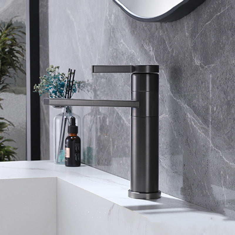 Industrial Circular Vessel Sink Faucet Stainless Steel Bathroom Faucet Clearhalo 'bathroom_sink_faucets' 'Conjunta de Baño y Conjunta de Grifo' 'Coronamiento de Baño y Dispositivo de Baño' 'Grifo del lavabo del baño' 'Hogar' 'home_improvement' 'home_improvement_bathroom_sink_faucets' 'Mejoras para el hogar' 6327451