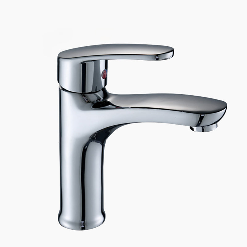 Contemporary Centerset Faucet Single Lever Handle Faucet for Bathroom Silver Clearhalo 'Bathroom Remodel & Bathroom Fixtures' 'Bathroom Sink Faucets' 'Bathroom Sinks & Faucet Components' 'bathroom_sink_faucets' 'Home Improvement' 'home_improvement' 'home_improvement_bathroom_sink_faucets' 6327502