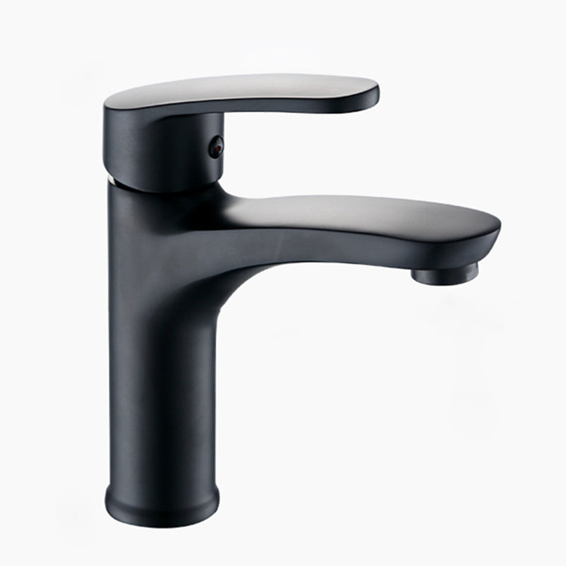 Contemporary Centerset Faucet Single Lever Handle Faucet for Bathroom Black Clearhalo 'Bathroom Remodel & Bathroom Fixtures' 'Bathroom Sink Faucets' 'Bathroom Sinks & Faucet Components' 'bathroom_sink_faucets' 'Home Improvement' 'home_improvement' 'home_improvement_bathroom_sink_faucets' 6327503