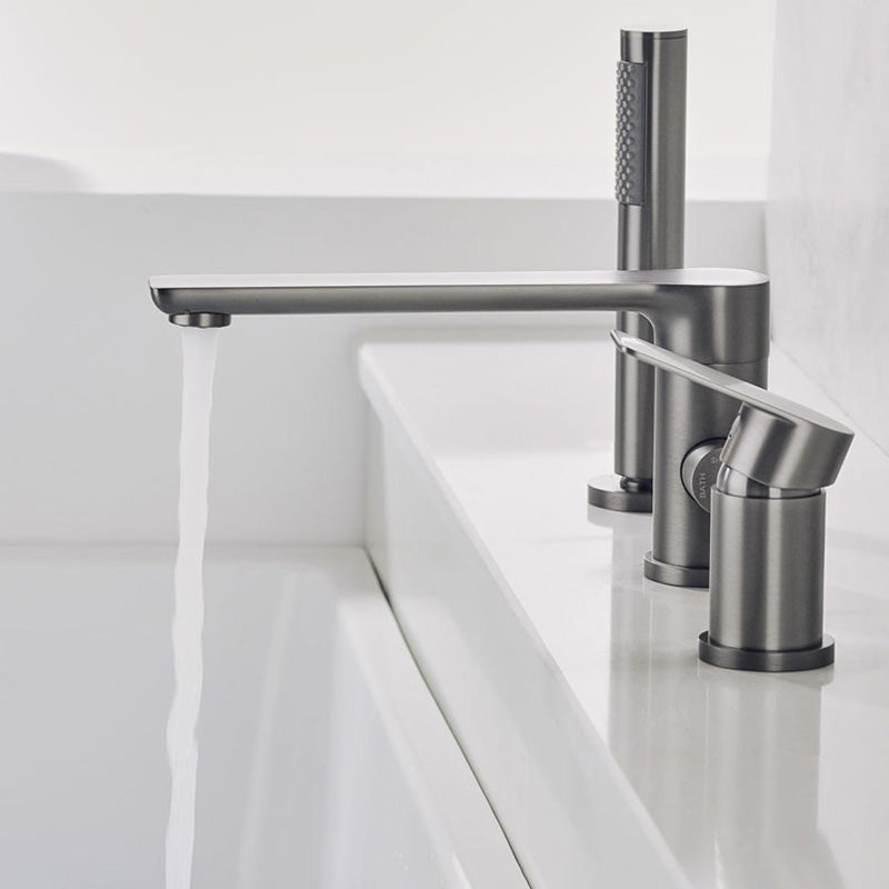 Modern Bathtub Faucet Deck Mounted Roman Tub Faucet Trim with Handshower Clearhalo 'Bathroom Remodel & Bathroom Fixtures' 'Bathtub Faucets' 'bathtub_faucets' 'Home Improvement' 'home_improvement' 'home_improvement_bathtub_faucets' 6328314