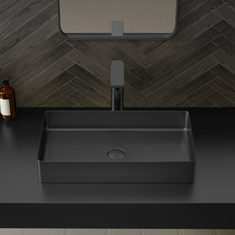 Contemporary Bathroom Sink Pop-Up Drain Metal Solid Color Rectangular Vessel Sink Clearhalo 'Bathroom Remodel & Bathroom Fixtures' 'Bathroom Sinks & Faucet Components' 'Bathroom Sinks' 'bathroom_sink' 'Home Improvement' 'home_improvement' 'home_improvement_bathroom_sink' 6333628