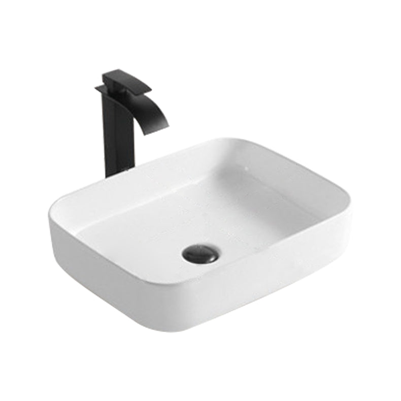 Modern Bathroom Sink Porcelain Rectangular Pop-Up Drain and Drain Assembly Basin Sink 19.7"L x 15.4"W x 5.1"H Clearhalo 'Bathroom Remodel & Bathroom Fixtures' 'Bathroom Sinks & Faucet Components' 'Bathroom Sinks' 'bathroom_sink' 'Home Improvement' 'home_improvement' 'home_improvement_bathroom_sink' 6333641