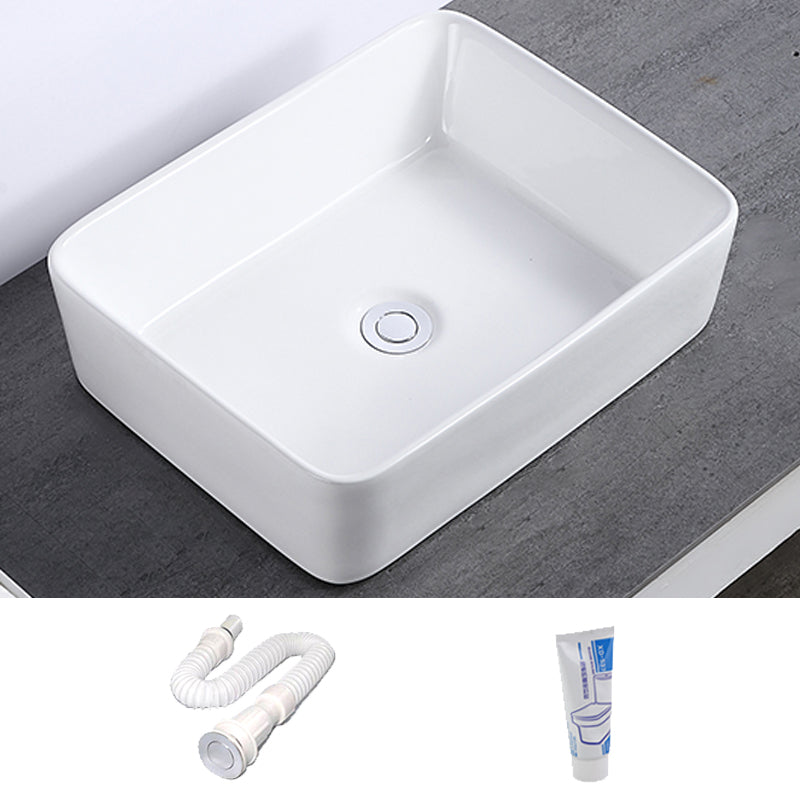 Modern Bathroom Sink Single Faucet Hole Porcelain Rectangular Vessel Bathroom Sink 18.9"L x 14.6"W x 5.3"H Sink Clearhalo 'Bathroom Remodel & Bathroom Fixtures' 'Bathroom Sinks & Faucet Components' 'Bathroom Sinks' 'bathroom_sink' 'Home Improvement' 'home_improvement' 'home_improvement_bathroom_sink' 6365950