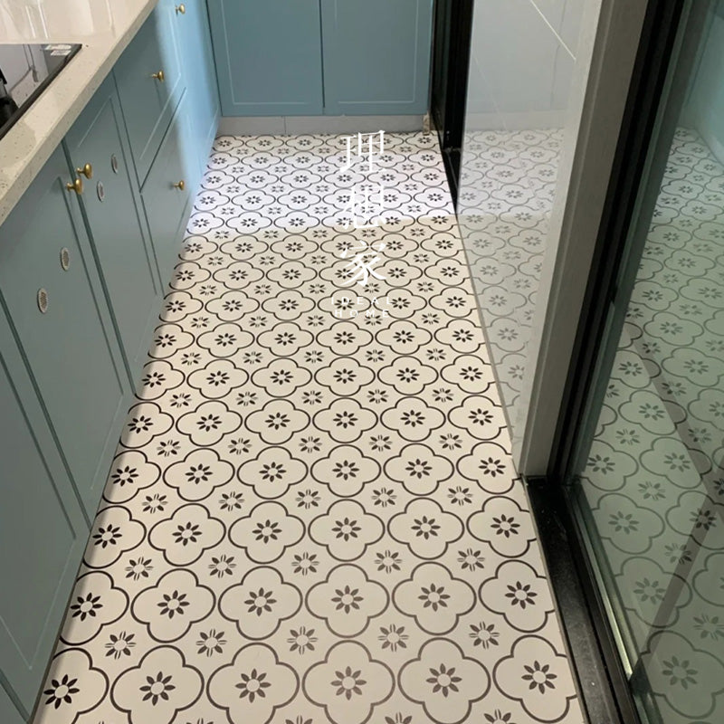 Square Ceramic Matte Straight Edge Singular Tile Moroccan Bathroom Floor Clearhalo 'Floor Tiles & Wall Tiles' 'floor_tiles_wall_tiles' 'Flooring 'Home Improvement' 'home_improvement' 'home_improvement_floor_tiles_wall_tiles' Walls and Ceiling' 6423881